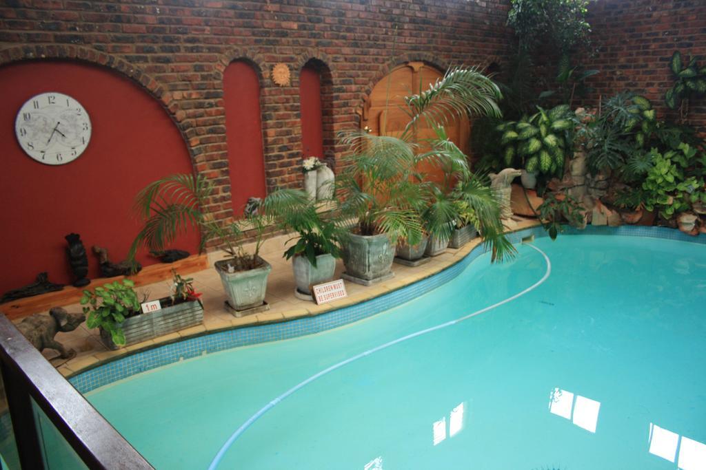 Dolphin View Guesthouse Джефрис-Бей Экстерьер фото