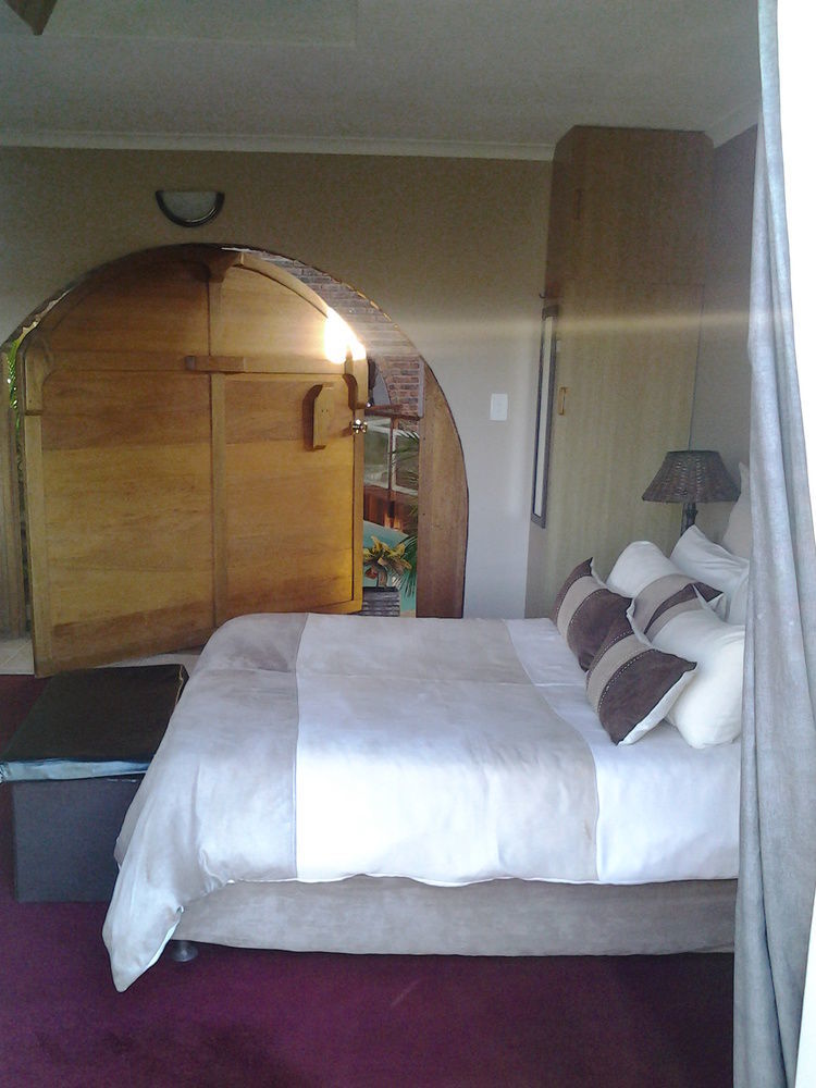 Dolphin View Guesthouse Джефрис-Бей Экстерьер фото